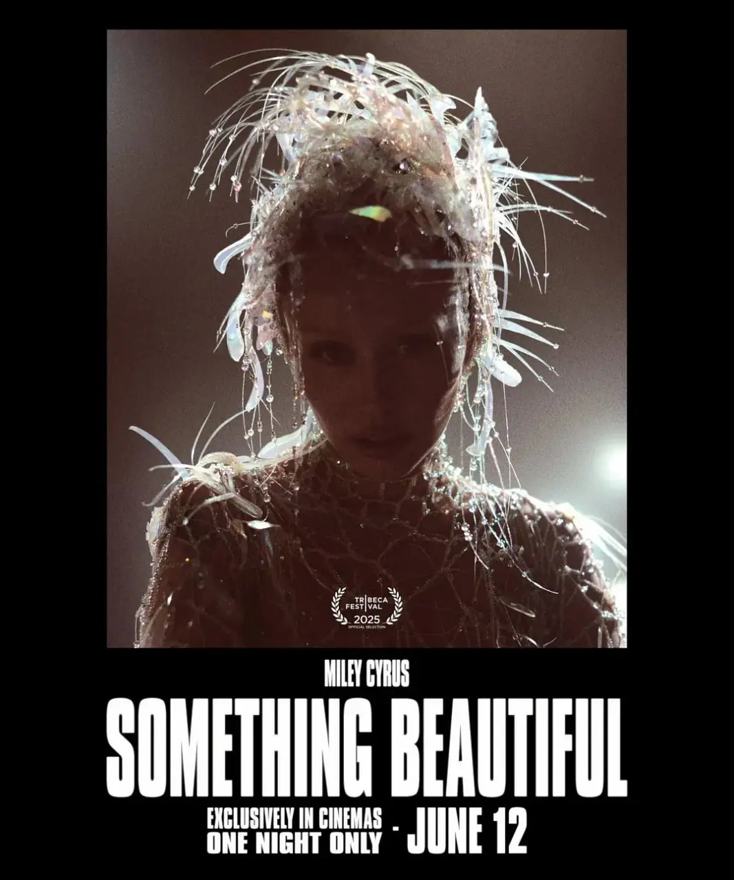 《麦粒·赛勒斯: 美丽事物音乐电影》：流行天后的真情告白，音乐与人生的完美融合！